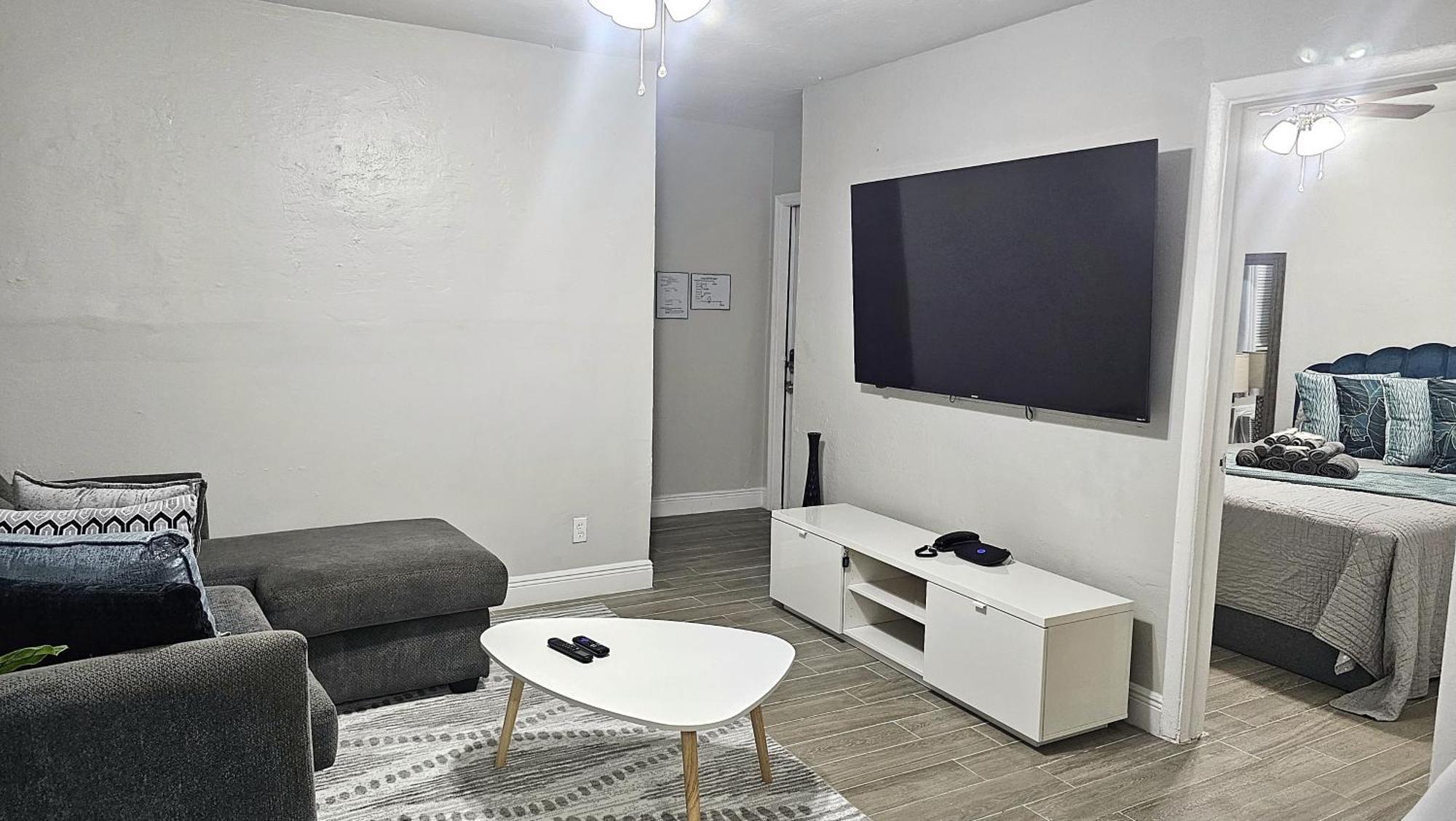 Big Tv Apartment 5 Miles From Hard Rock Casino Hollywood Esterno foto